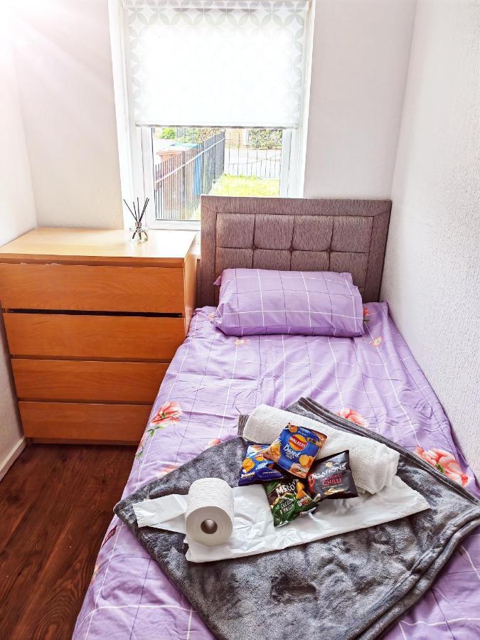 Holiday Home Manchester Eksteriør bilde